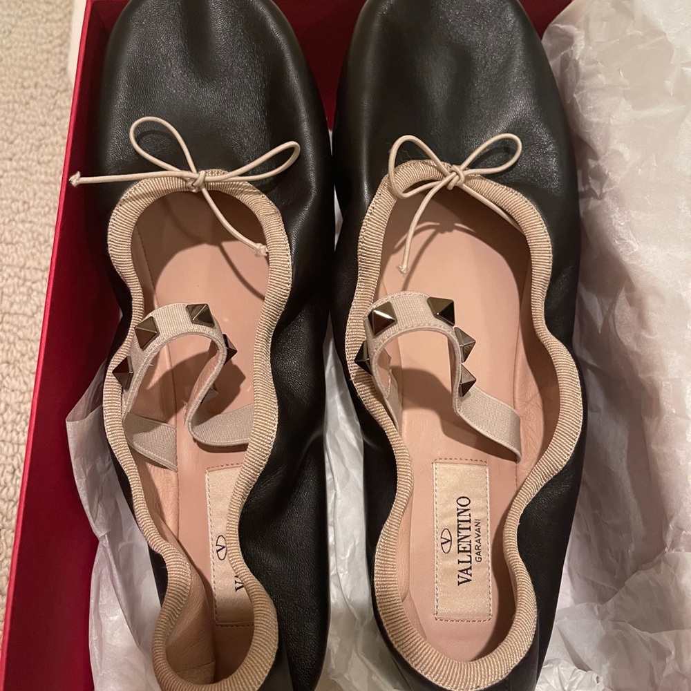 New Authentic Valentino Ballet Flats Size 39